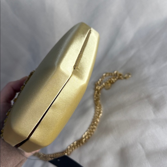 Badgley Mischka Hexagonal Gold Clutch with Chain - Picture 6 of 10